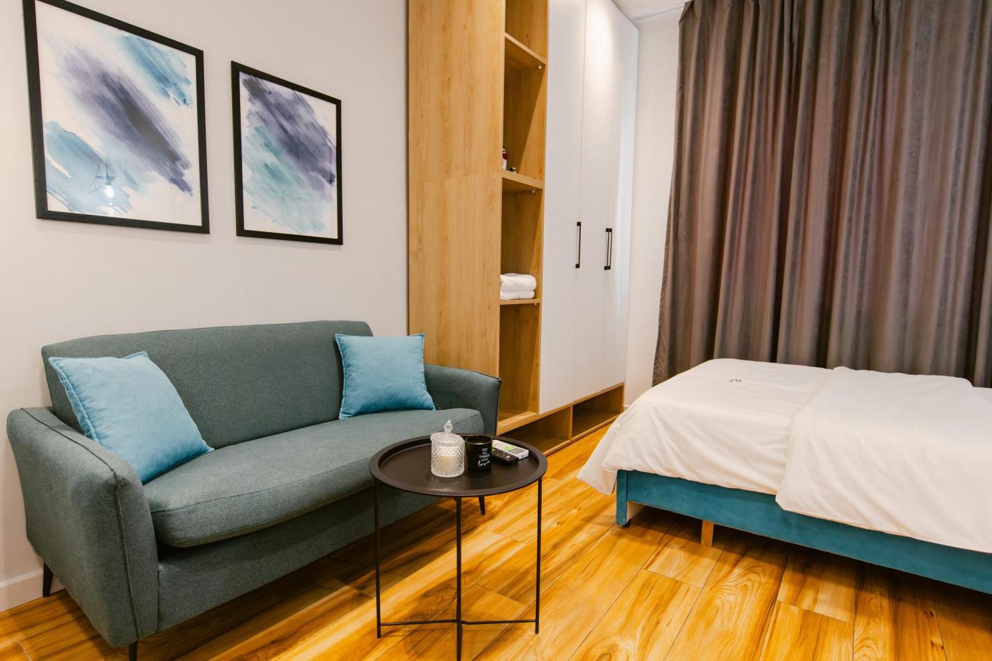 Durres Str Modern Apartments - The Nest Tirana Esterno foto