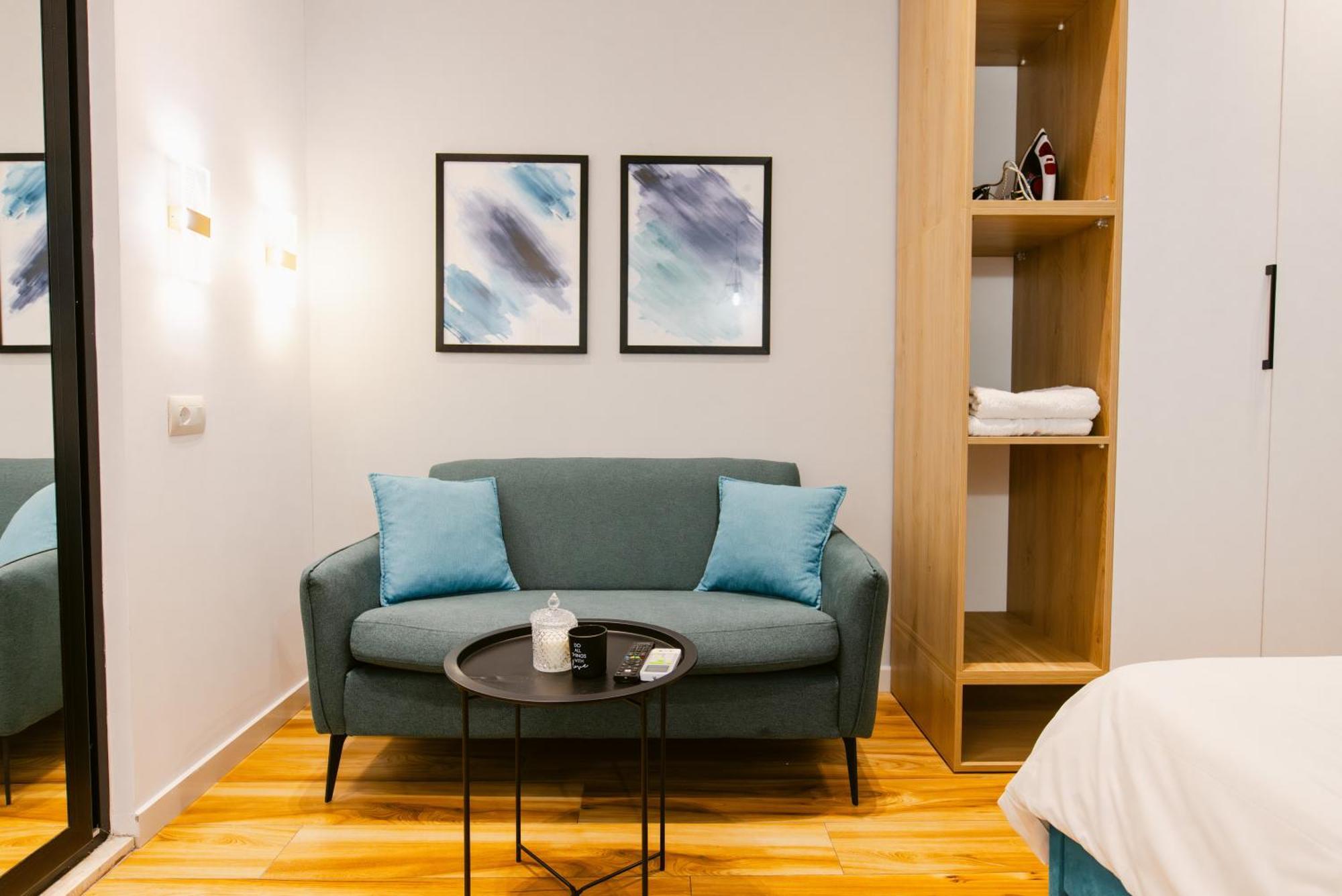 Durres Str Modern Apartments - The Nest Tirana Esterno foto