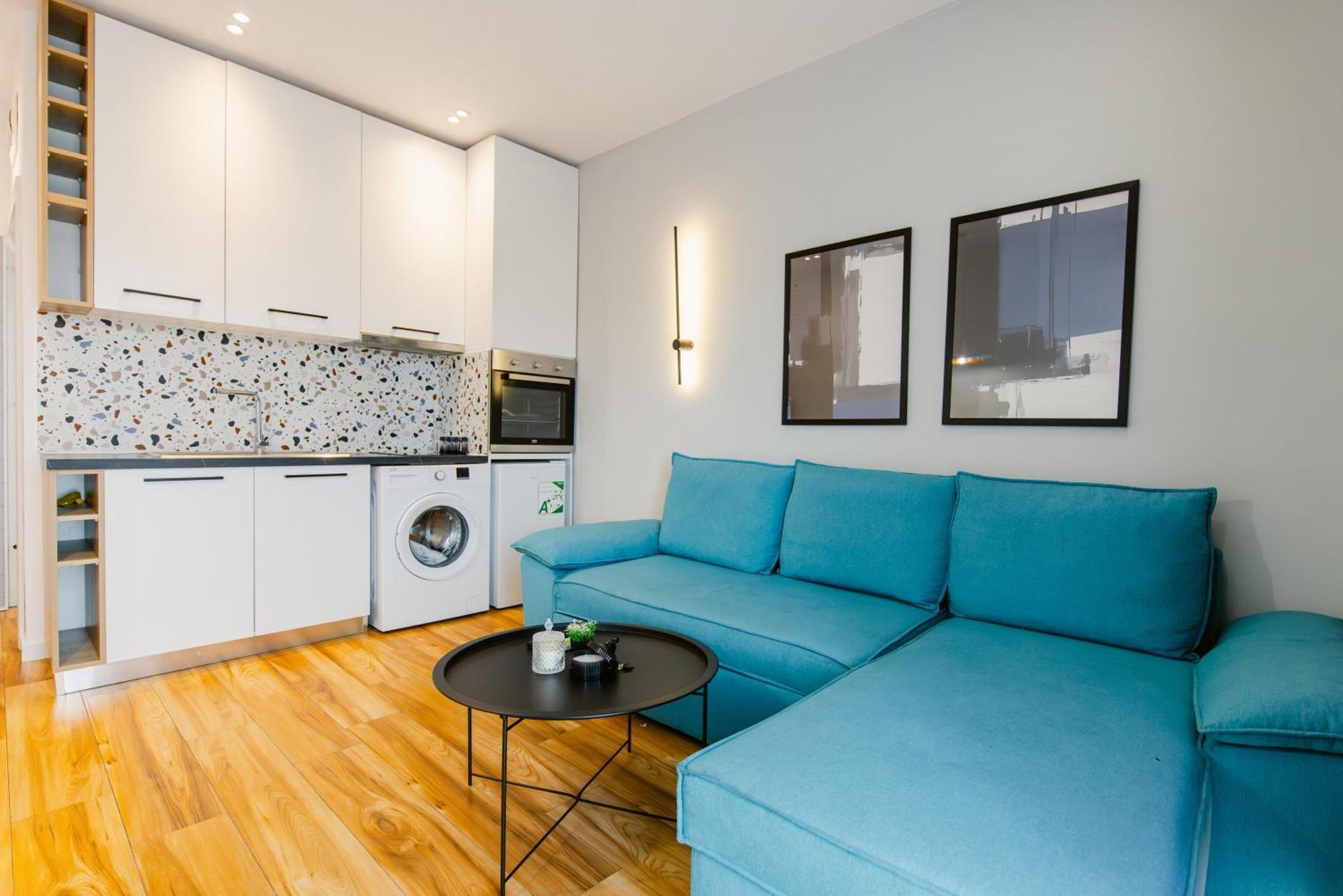 Durres Str Modern Apartments - The Nest Tirana Esterno foto