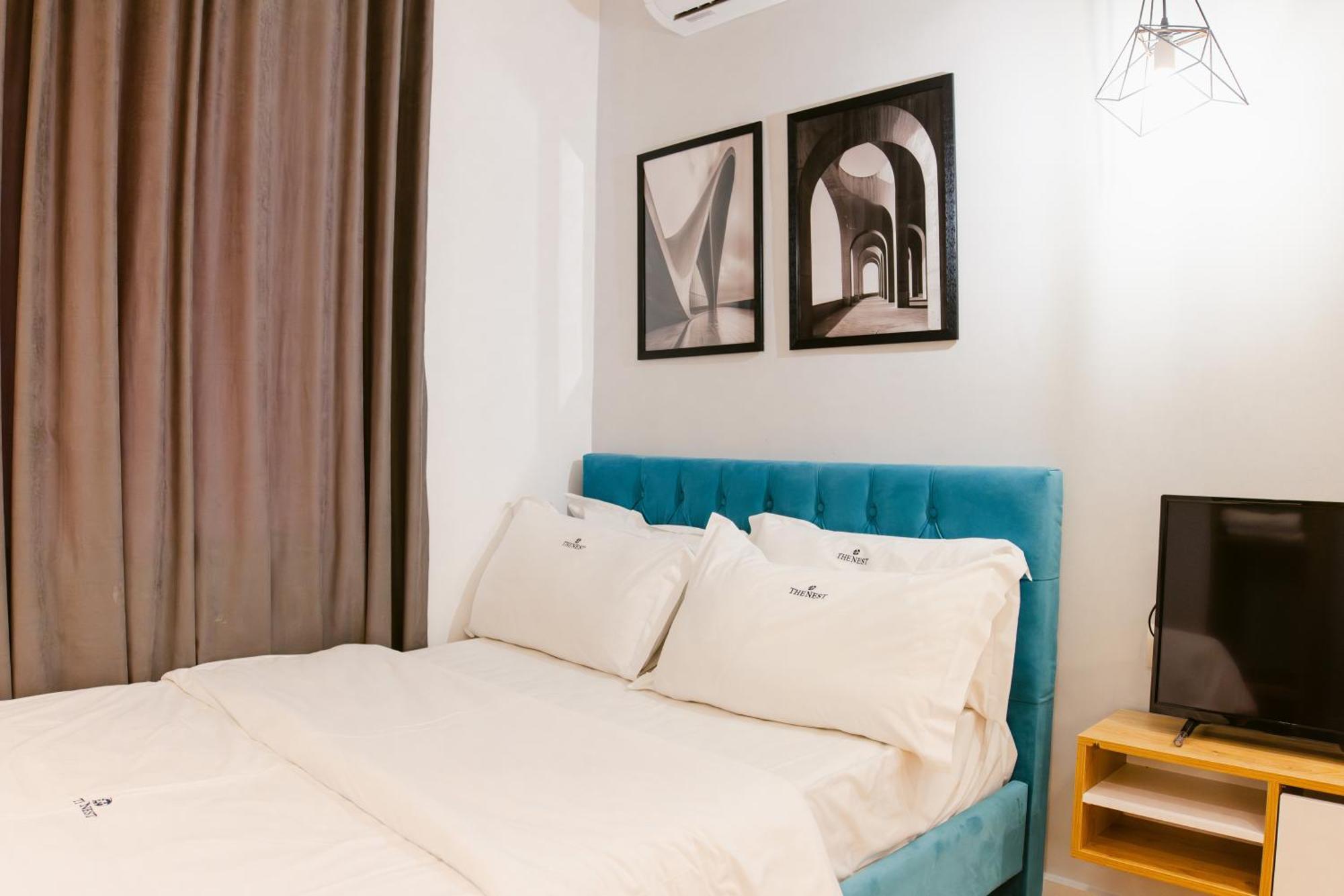 Durres Str Modern Apartments - The Nest Tirana Esterno foto