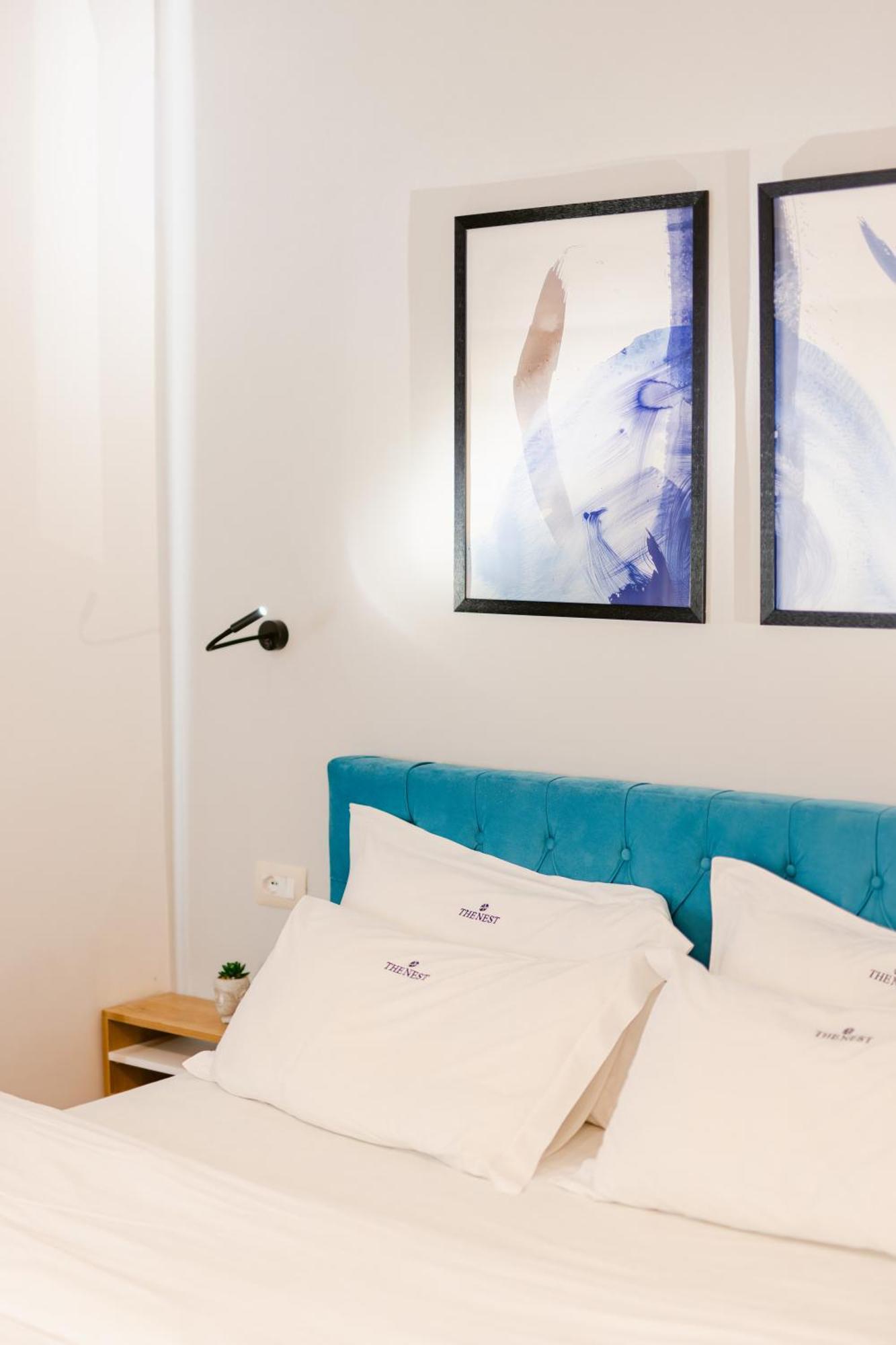 Durres Str Modern Apartments - The Nest Tirana Esterno foto