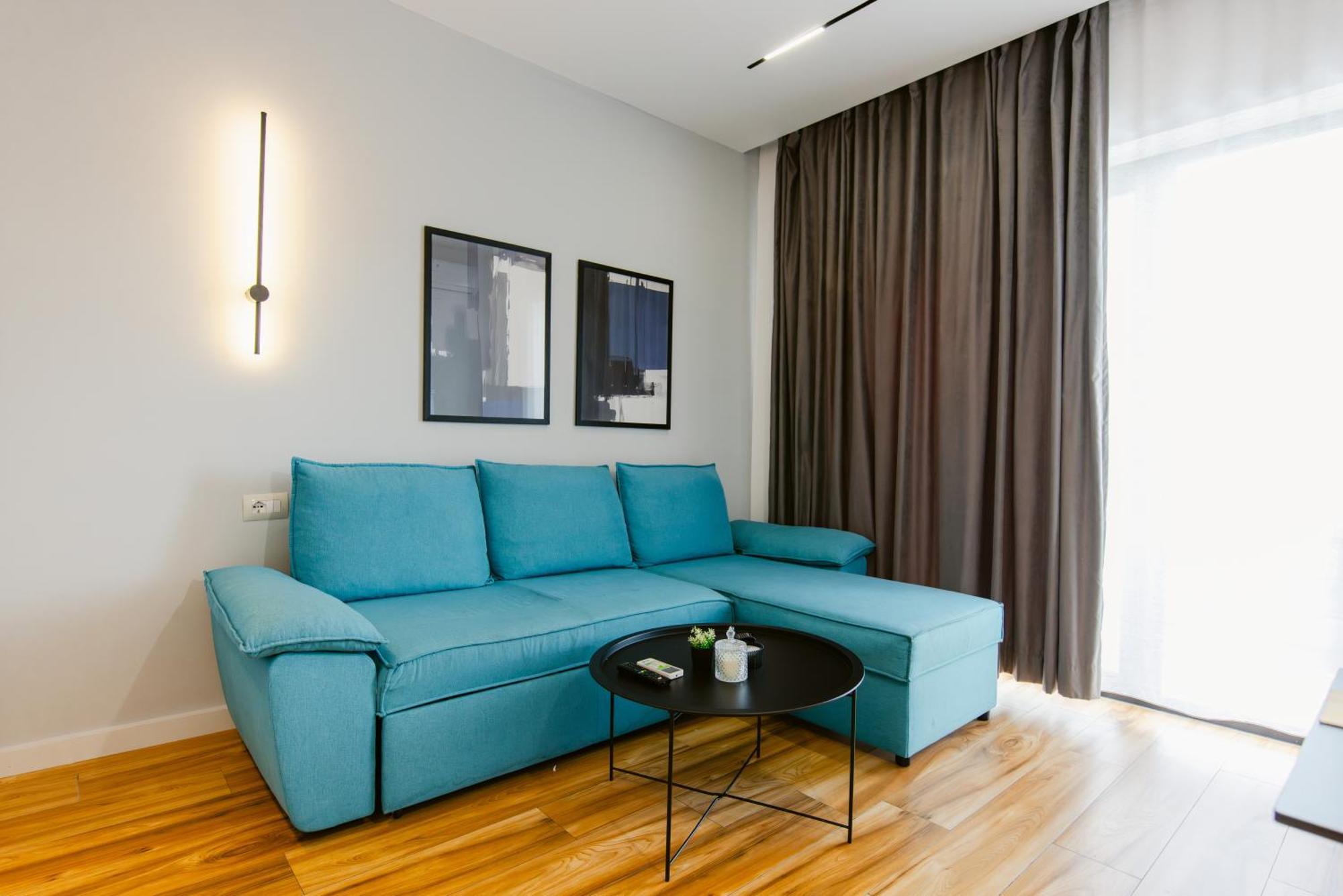 Durres Str Modern Apartments - The Nest Tirana Esterno foto