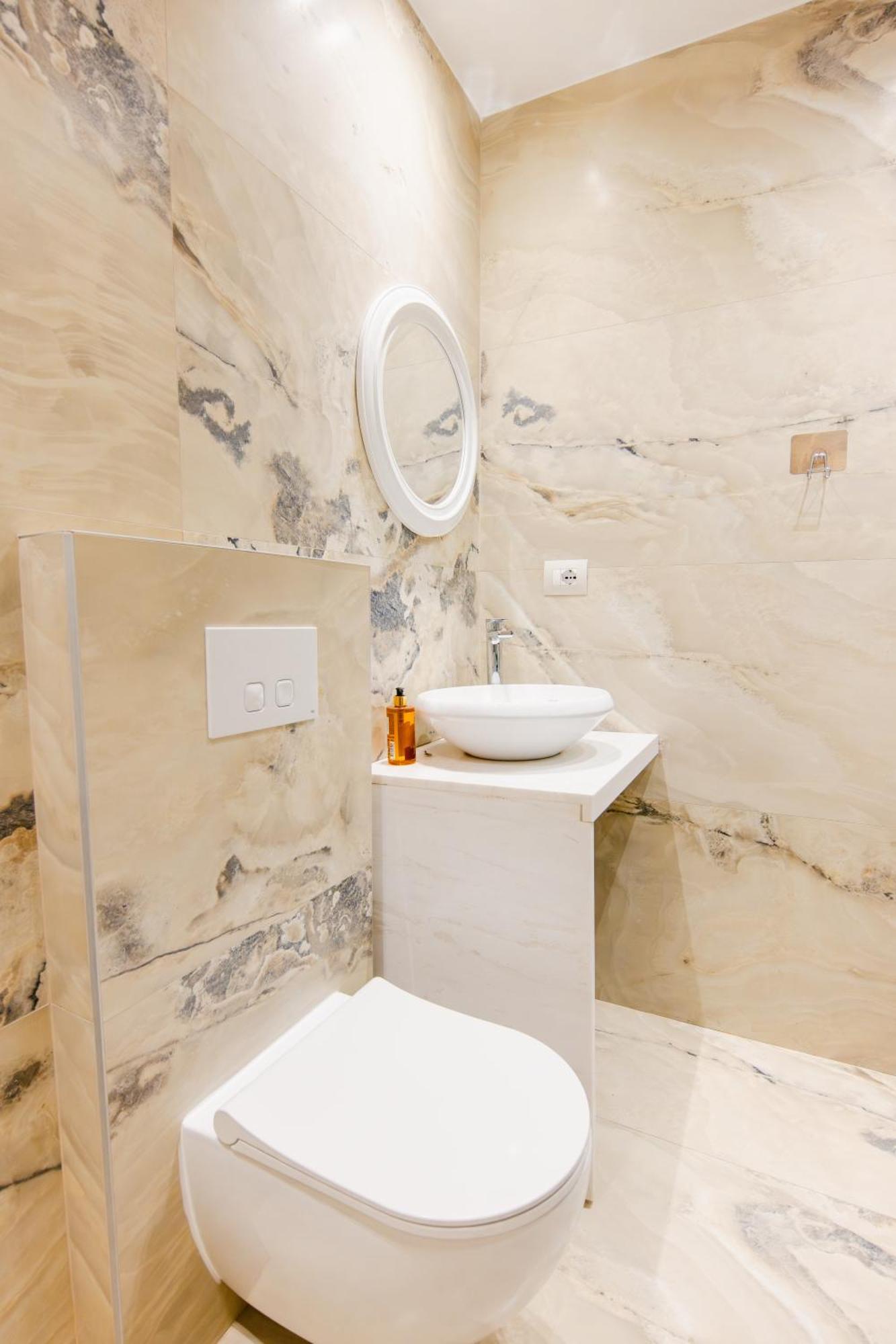 Durres Str Modern Apartments - The Nest Tirana Esterno foto